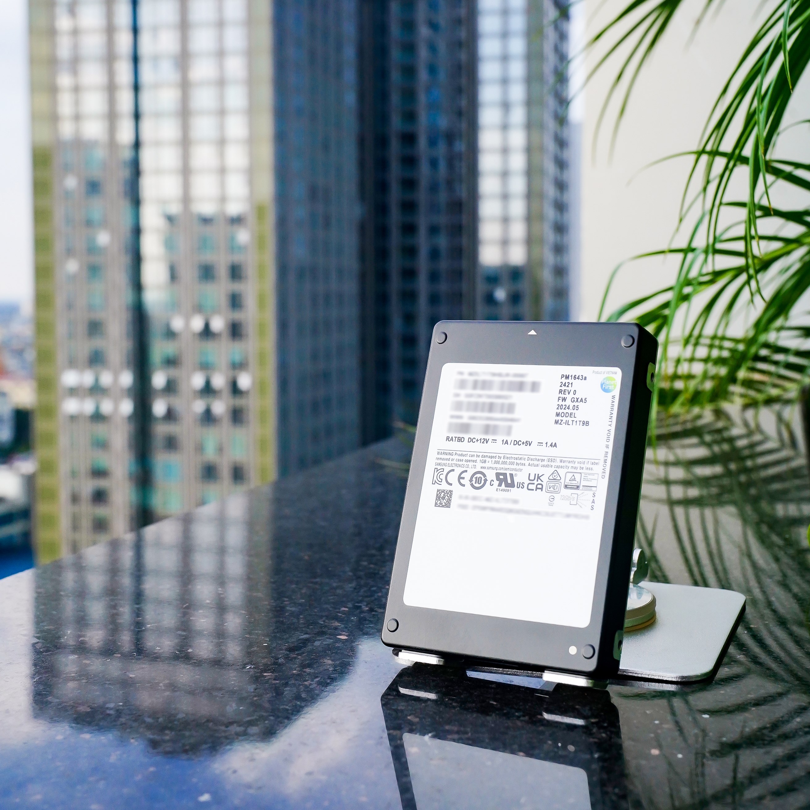 SSD dung lượng lớn chậm giao hàng do Samsung, SK và Kioxia hoạt động hết công suất